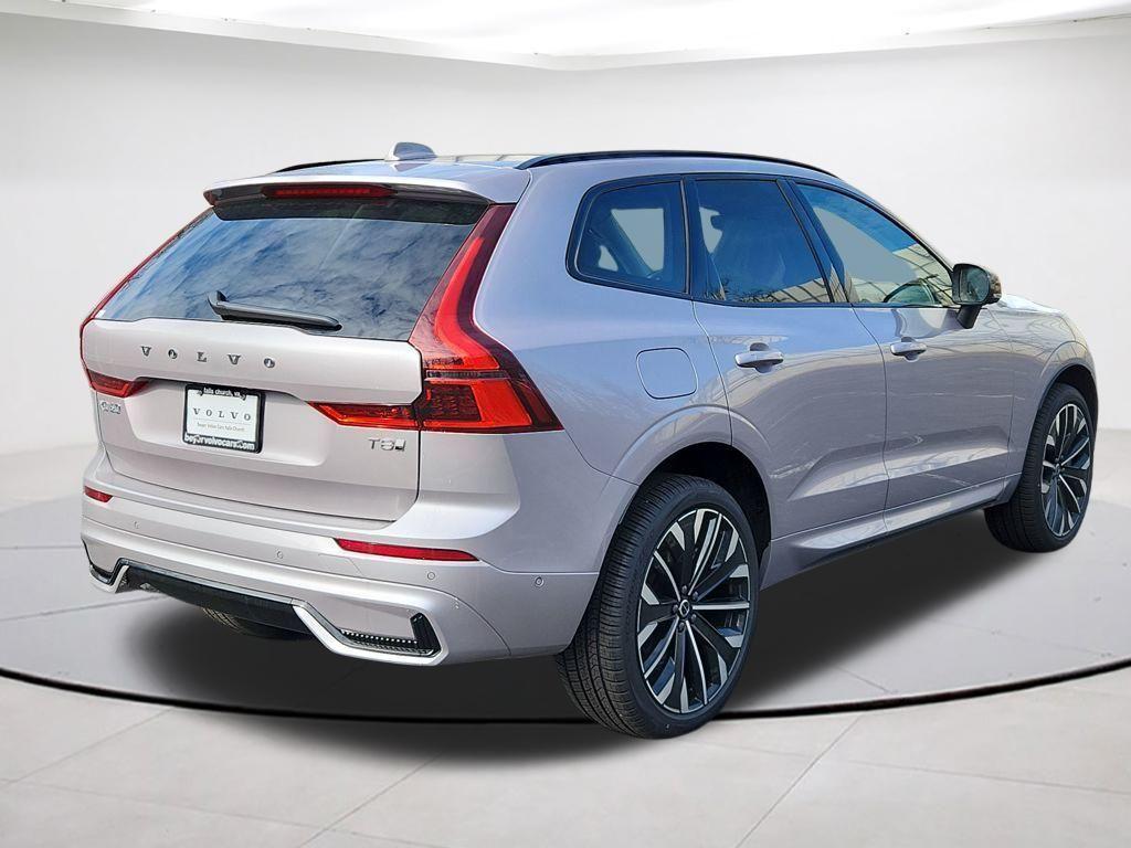 new 2026 Volvo XC60 Plug-In Hybrid car, priced at $71,995