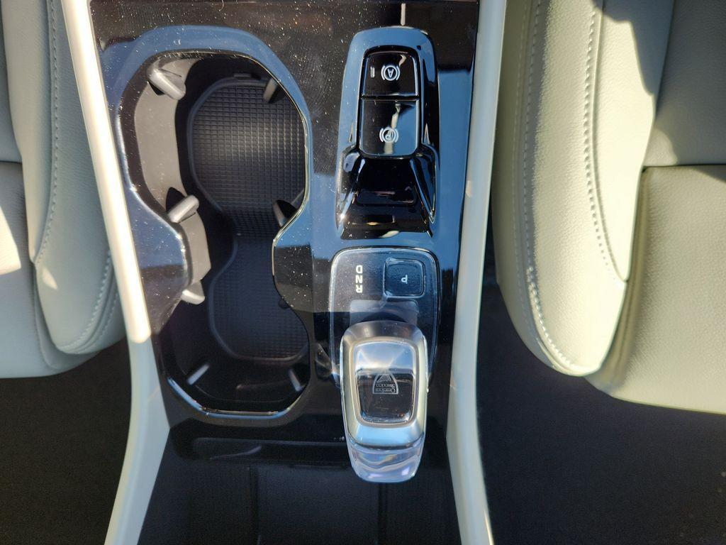 new 2026 Volvo XC40 car, priced at $50,595