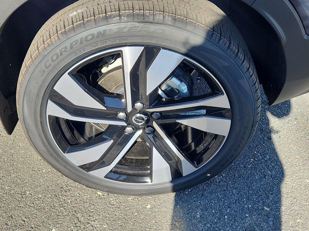 new 2026 Volvo XC40 car, priced at $50,595