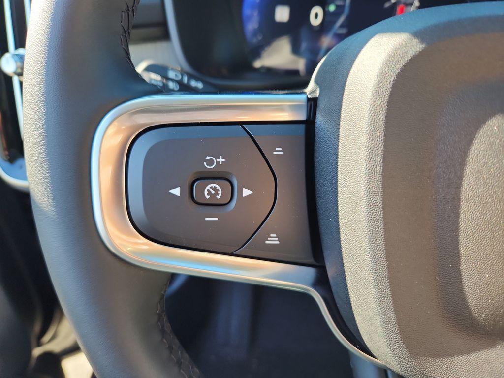 new 2026 Volvo XC40 car, priced at $50,595