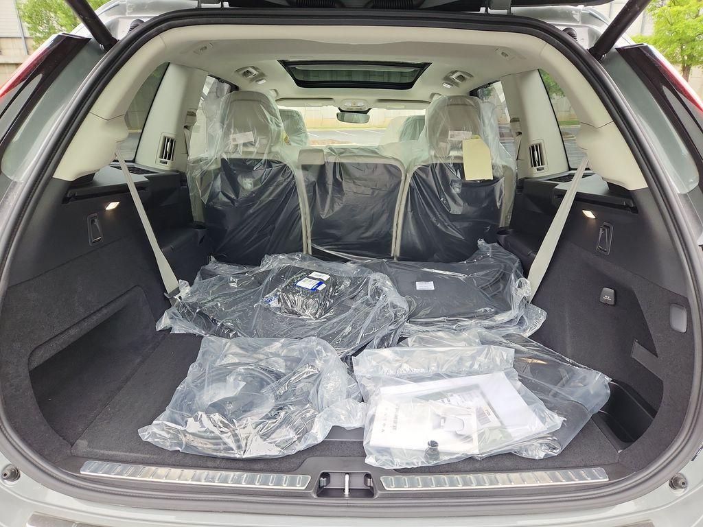 new 2026 Volvo XC90 Plug-In Hybrid car, priced at $85,745
