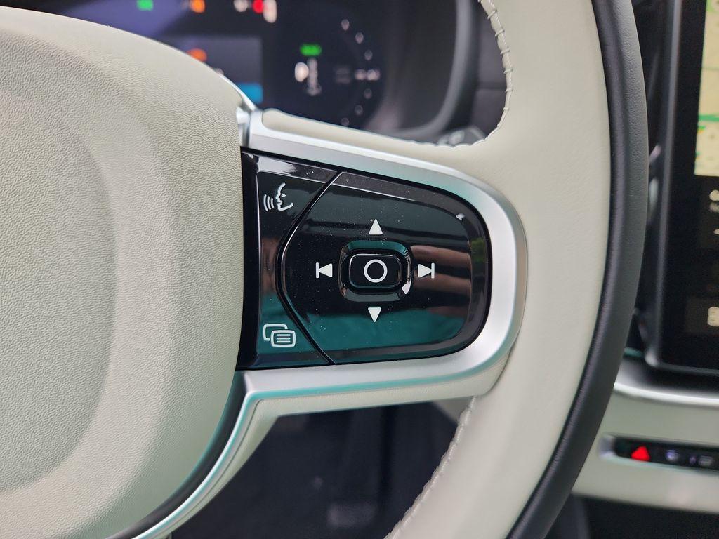 new 2026 Volvo XC90 Plug-In Hybrid car, priced at $85,745