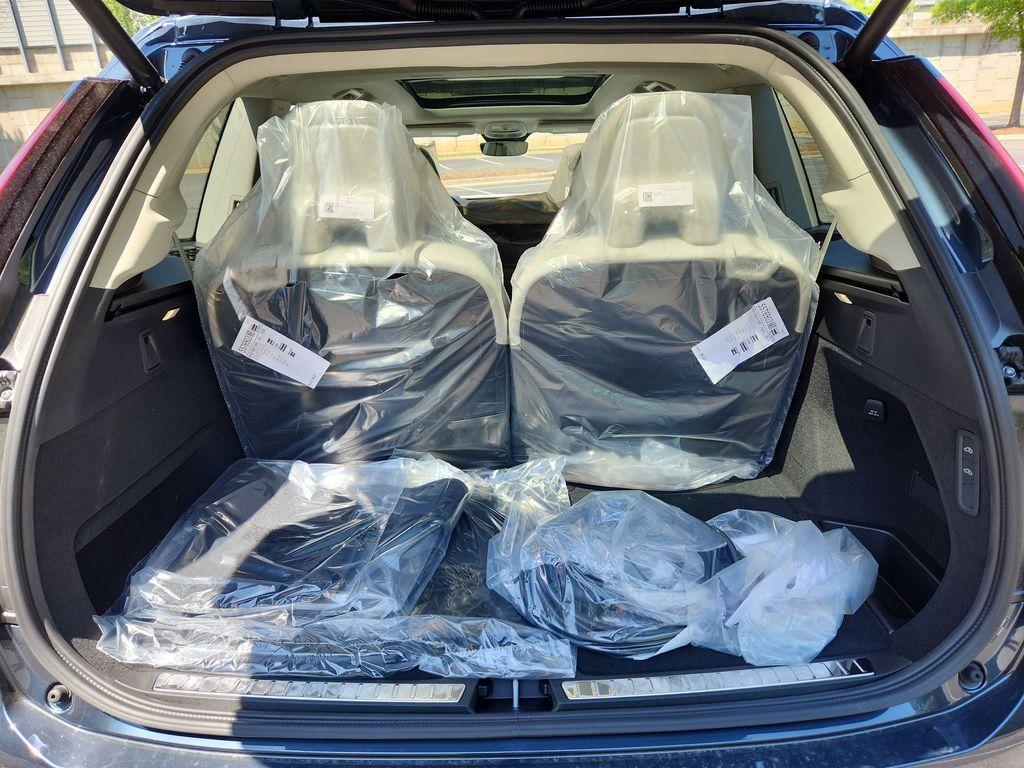 new 2026 Volvo XC90 Plug-In Hybrid car, priced at $86,595