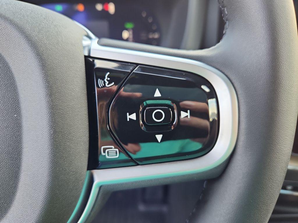 new 2026 Volvo XC60 Plug-In Hybrid car, priced at $69,285