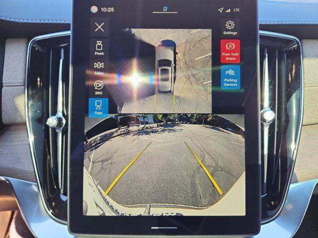 new 2026 Volvo XC90 car, priced at $69,325