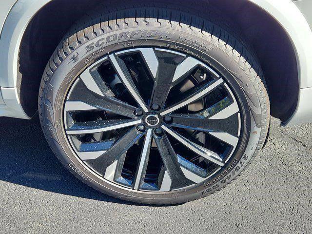 new 2026 Volvo XC90 car, priced at $69,325