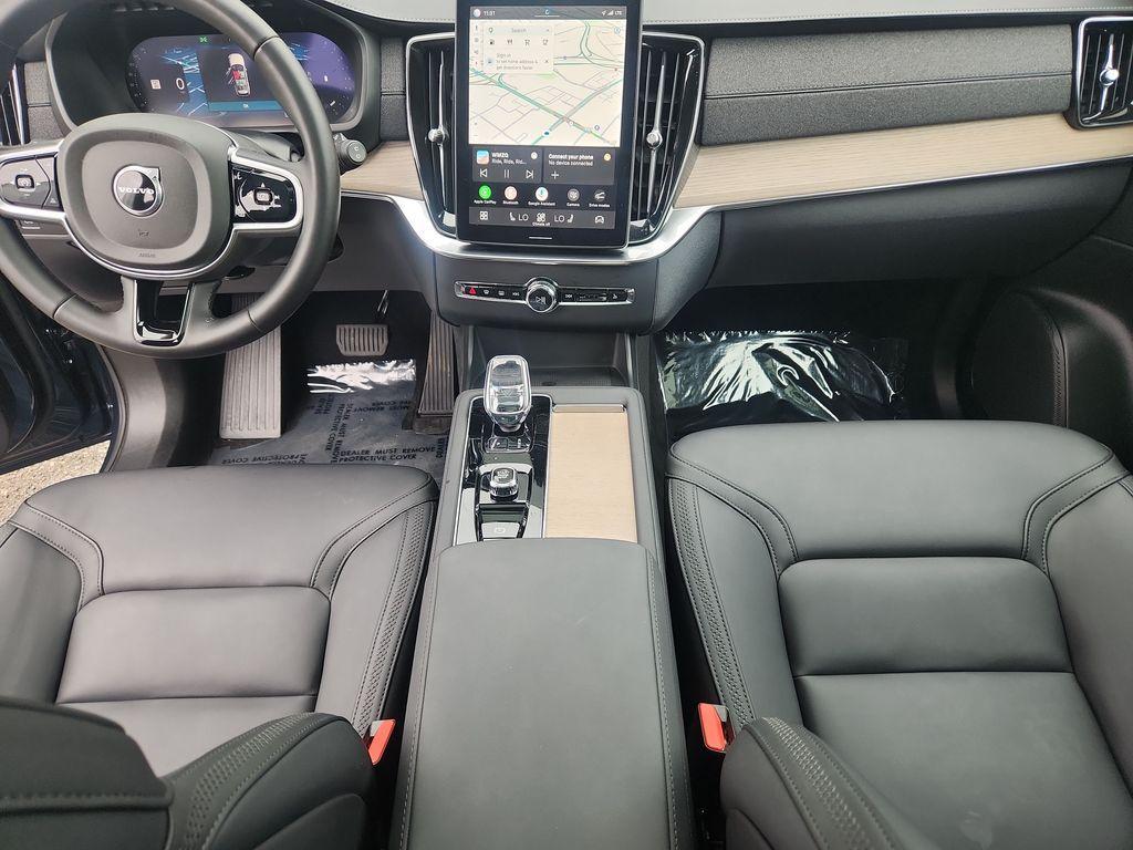 used 2025 Volvo XC90 car, priced at $49,795