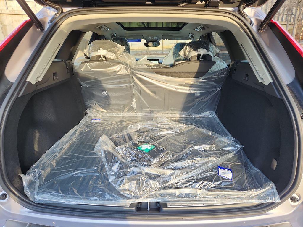 new 2026 Volvo XC60 car, priced at $55,605