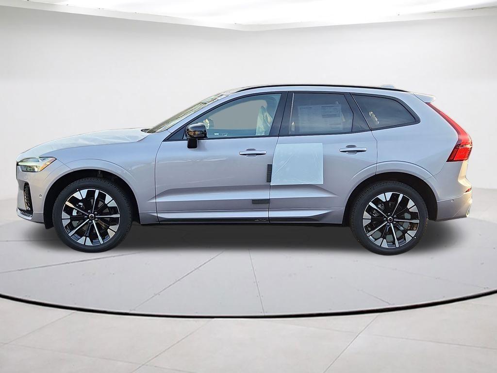 new 2026 Volvo XC60 car, priced at $55,605