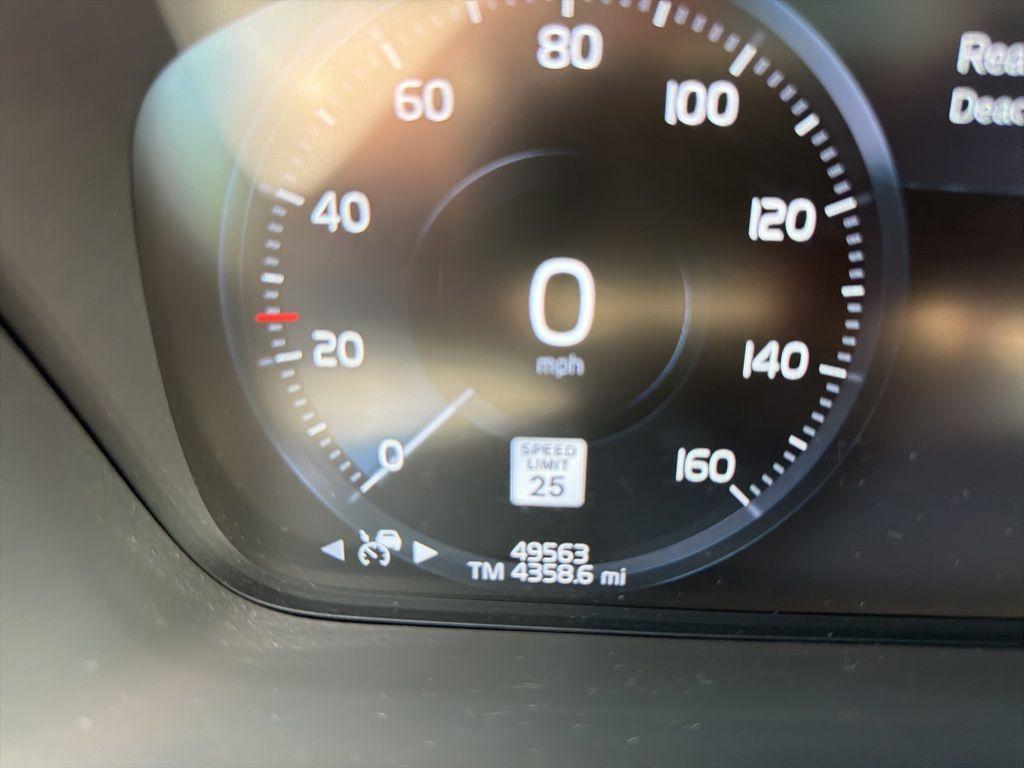 used 2021 Volvo XC90 car, priced at $33,983