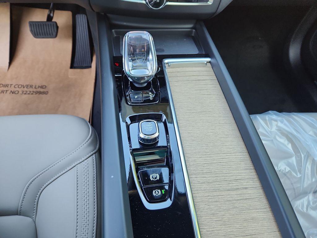 new 2026 Volvo XC60 car, priced at $57,305