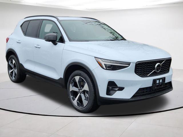 new 2026 Volvo XC40 car, priced at $50,260