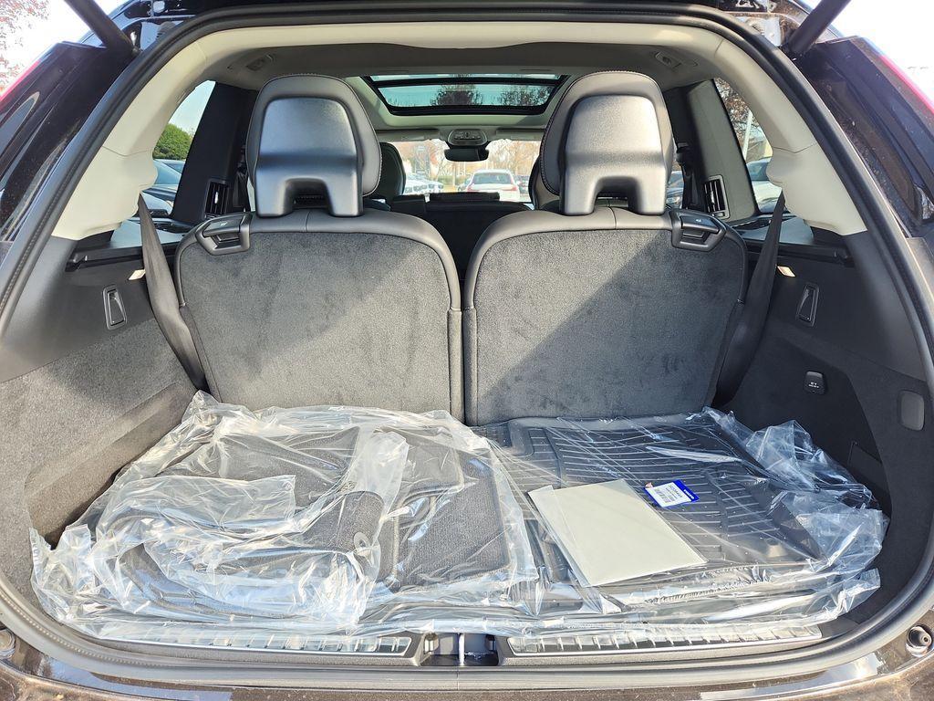 new 2026 Volvo XC90 car, priced at $72,655