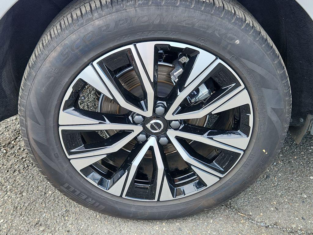 used 2025 Volvo XC60 car, priced at $38,190