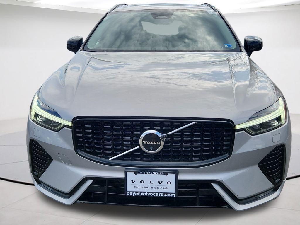 used 2025 Volvo XC60 car, priced at $38,190