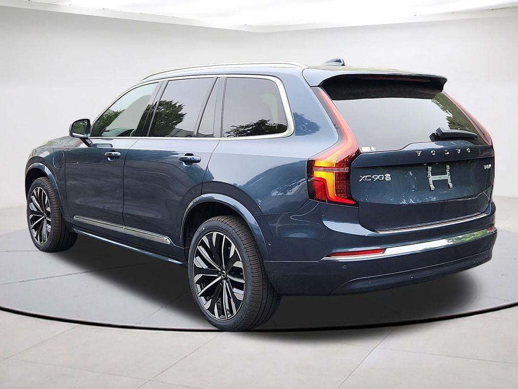 new 2026 Volvo XC90 Plug-In Hybrid car, priced at $86,245