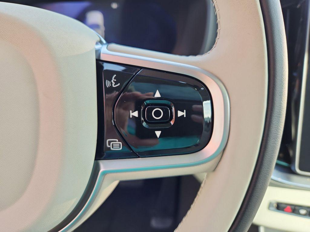 new 2026 Volvo XC90 car, priced at $75,575