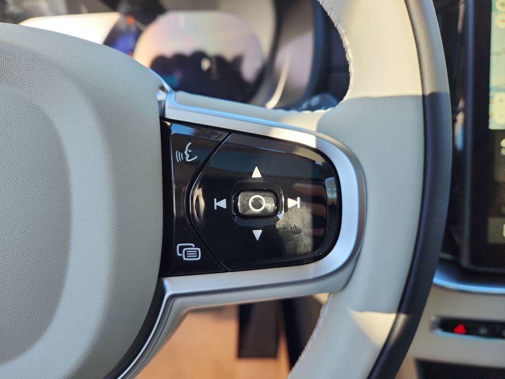 new 2026 Volvo XC90 Plug-In Hybrid car, priced at $83,125