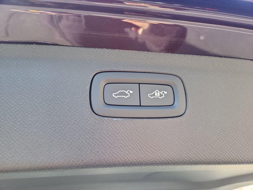 new 2026 Volvo XC90 car, priced at $72,145