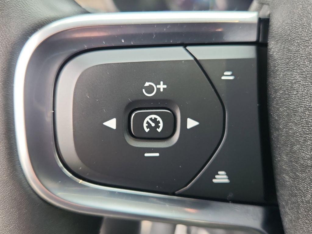 used 2023 Volvo XC40 car, priced at $29,358