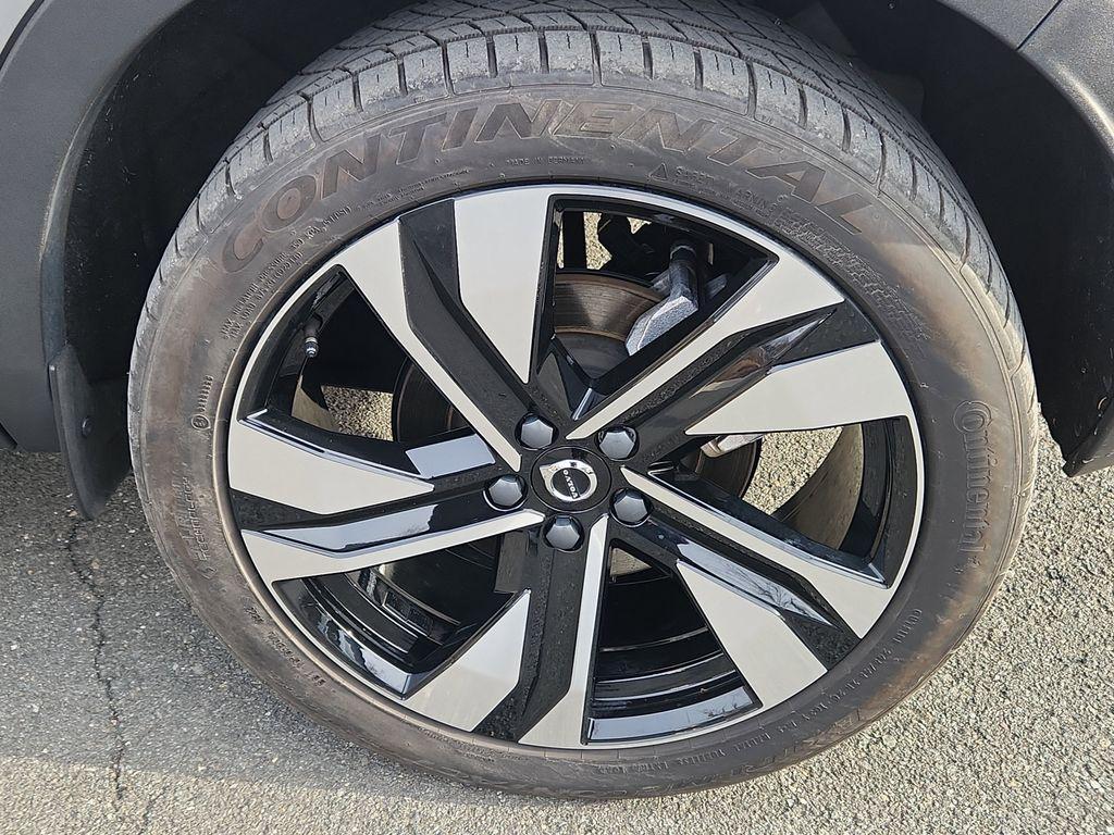 used 2023 Volvo XC40 car, priced at $29,358