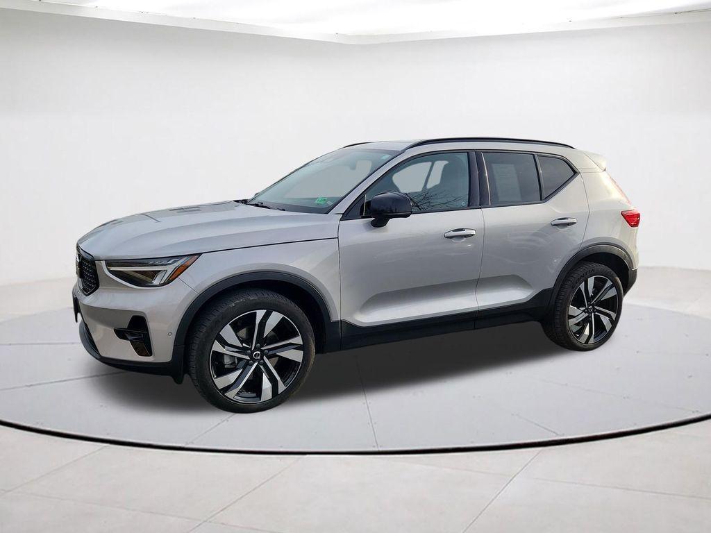 used 2023 Volvo XC40 car, priced at $29,358