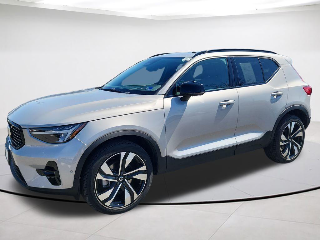 used 2025 Volvo XC40 car, priced at $33,540