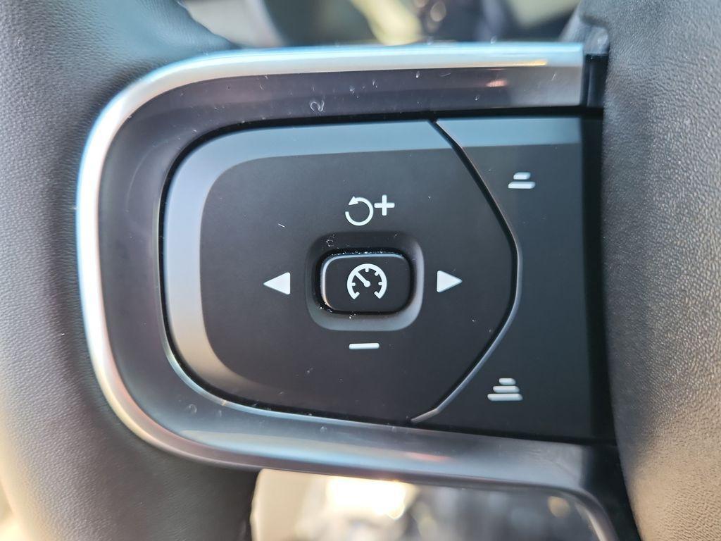 used 2025 Volvo XC40 car, priced at $33,540