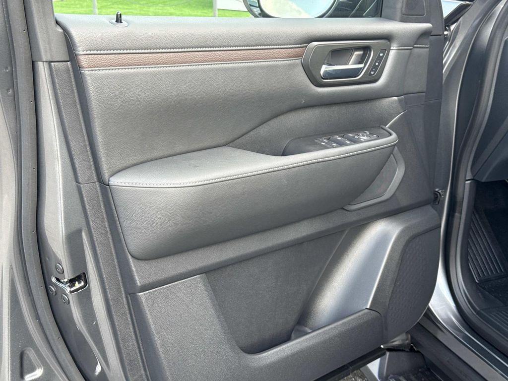 new 2026 Nissan Armada car, priced at $61,972