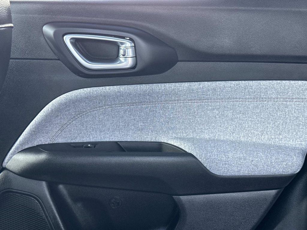 used 2023 Jeep Compass car, priced at $18,983