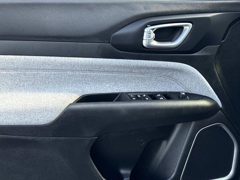 used 2023 Jeep Compass car, priced at $18,983