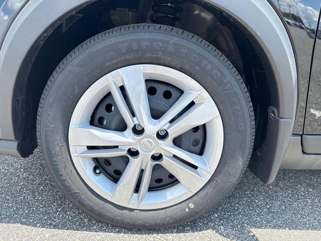 new 2025 Nissan Kicks Play car, priced at $21,857