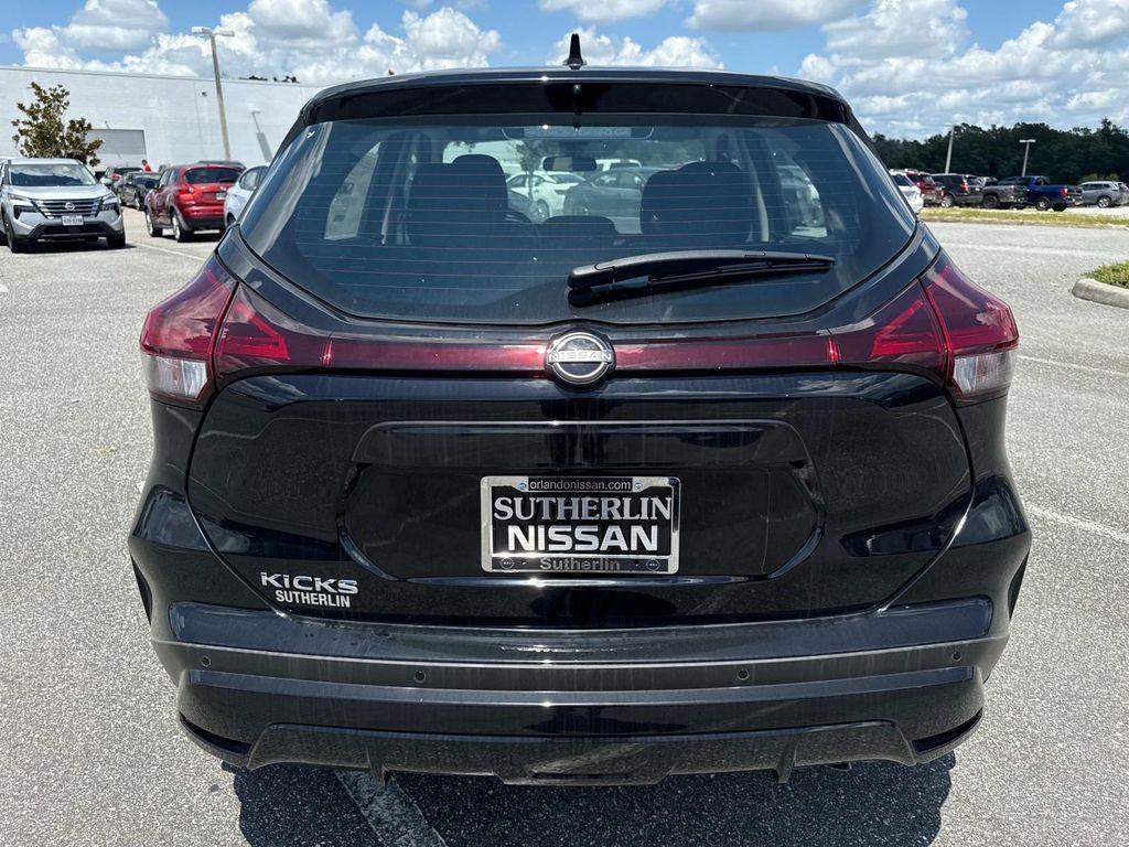 new 2025 Nissan Kicks Play car, priced at $21,857
