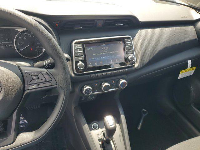 new 2025 Nissan Kicks Play car, priced at $21,857