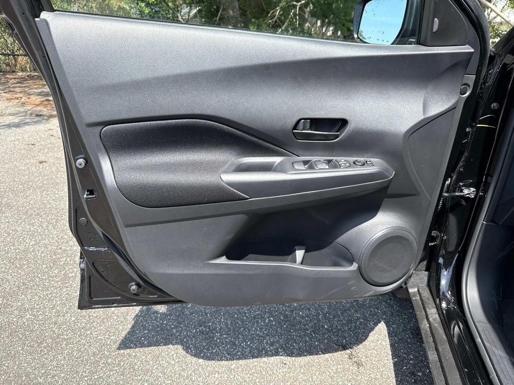 new 2025 Nissan Kicks Play car, priced at $21,857