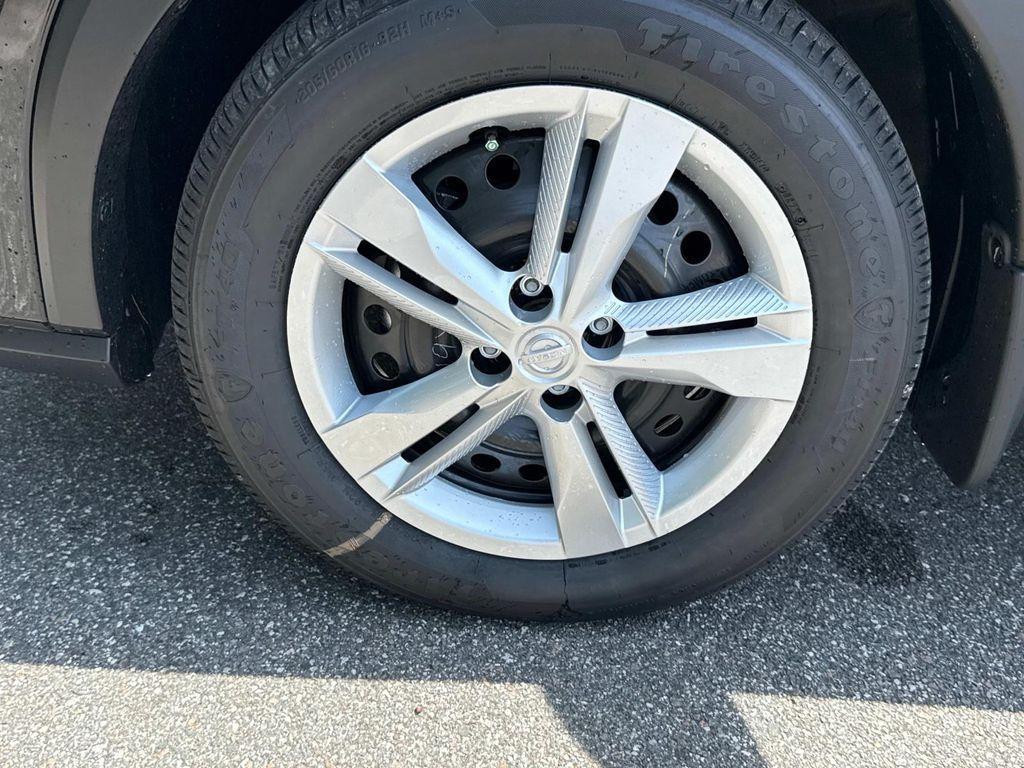 new 2025 Nissan Kicks Play car, priced at $21,857