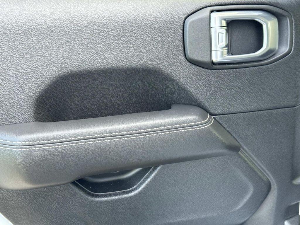 used 2021 Jeep Wrangler Unlimited car, priced at $25,691