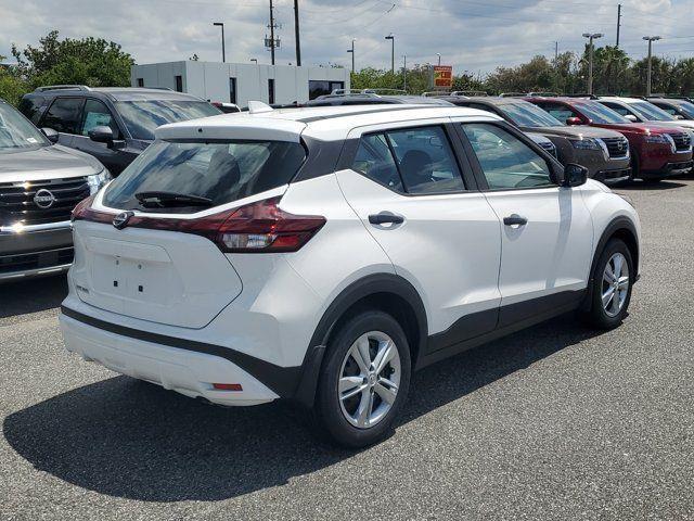 new 2025 Nissan Kicks Play car, priced at $21,857