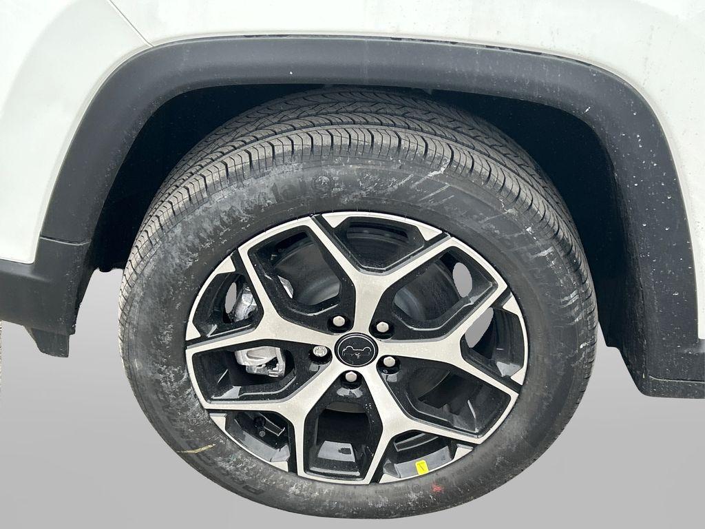 new 2026 Jeep Compass car, priced at $33,385