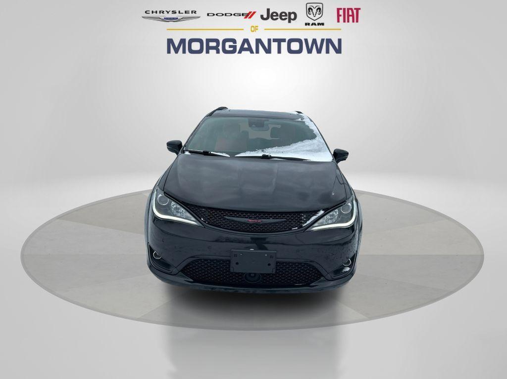 used 2020 Chrysler Pacifica car, priced at $17,995