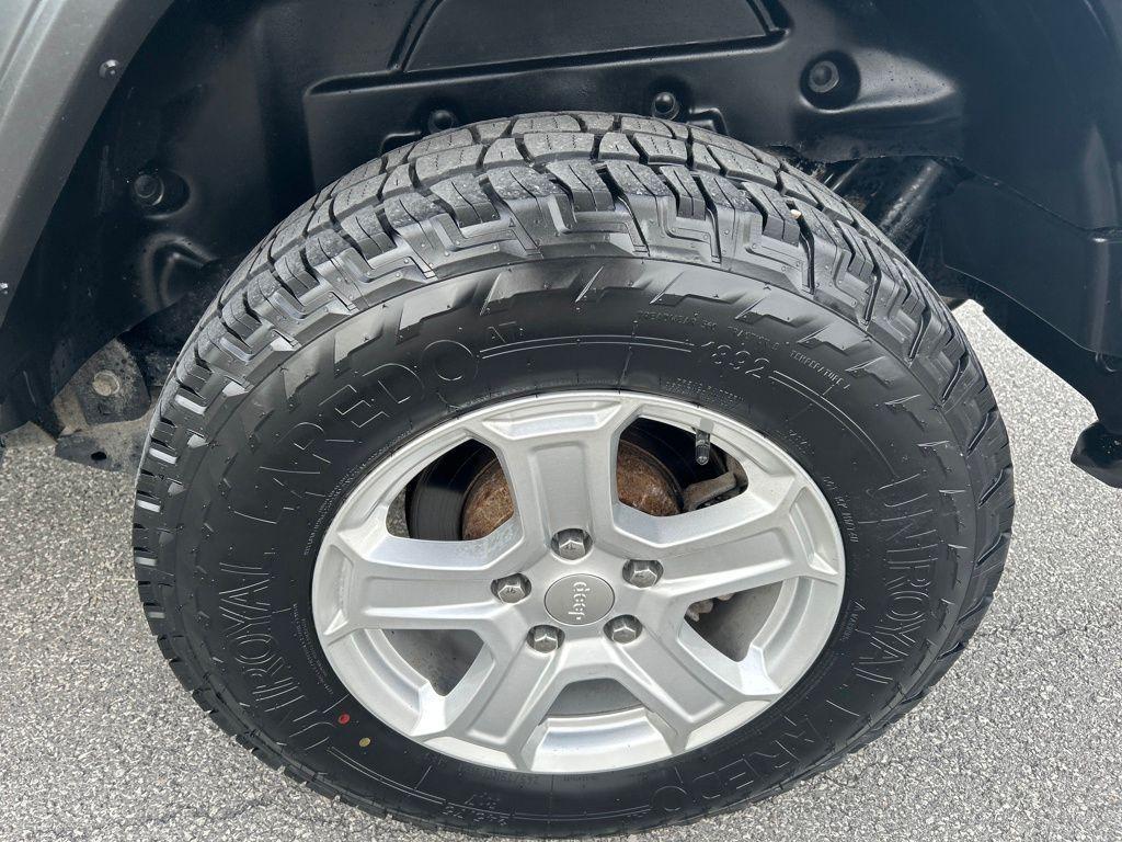 used 2021 Jeep Wrangler Unlimited car, priced at $26,500