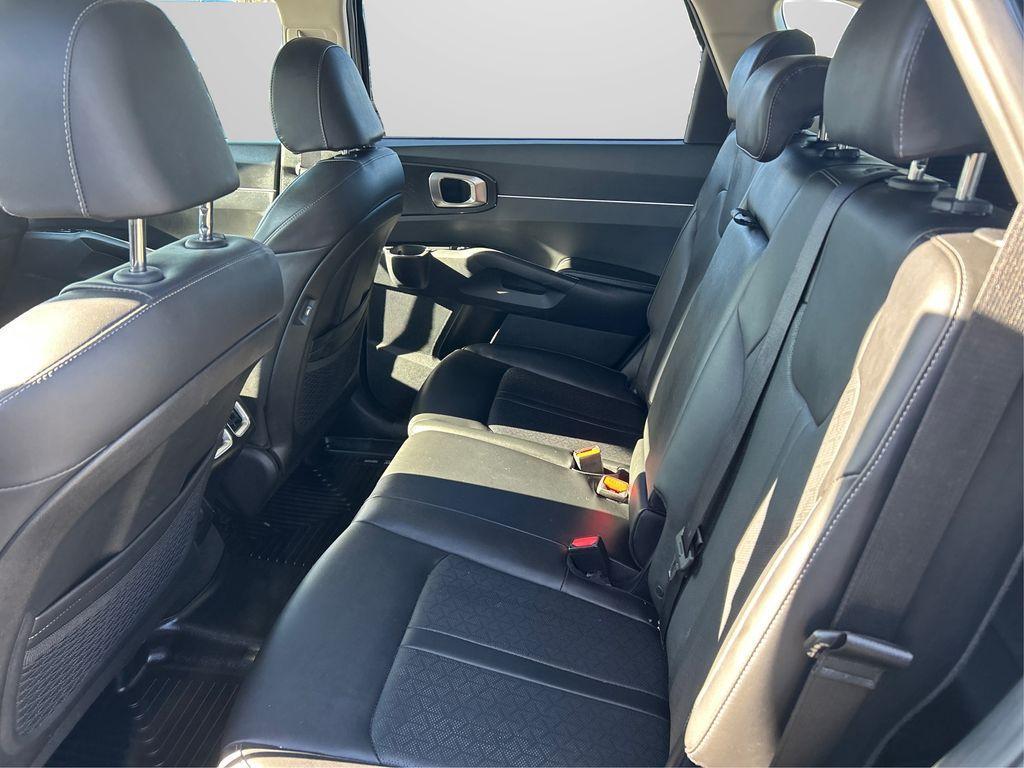 used 2022 Kia Sorento car, priced at $23,487