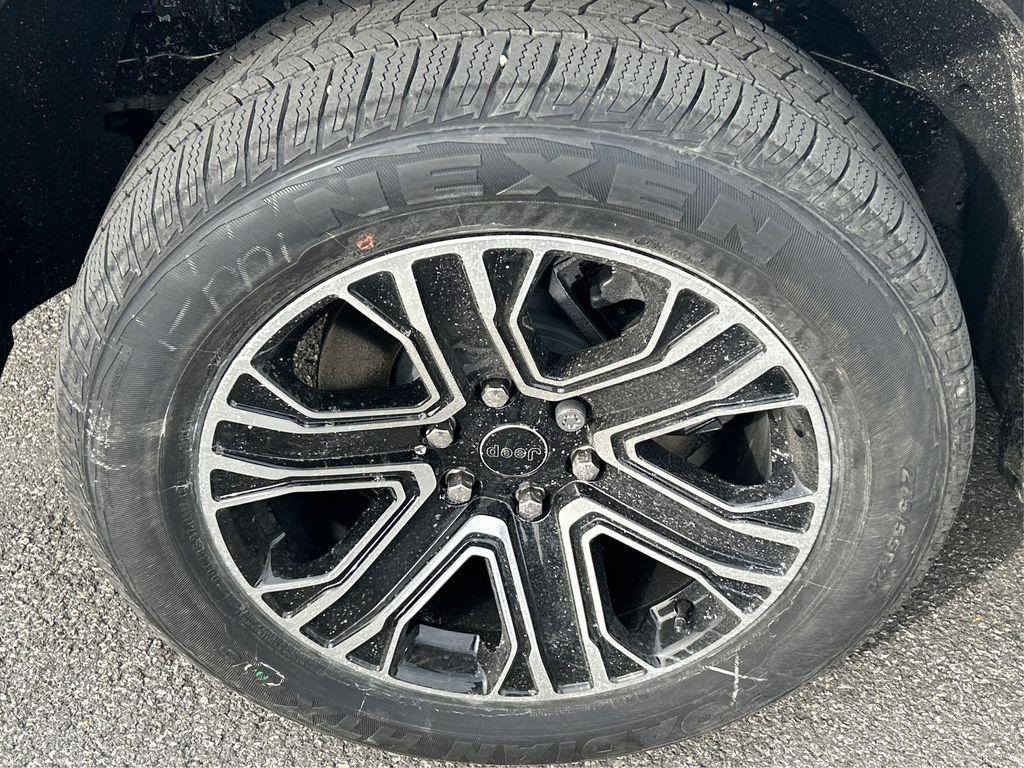 new 2026 Jeep Grand Wagoneer car, priced at $72,330