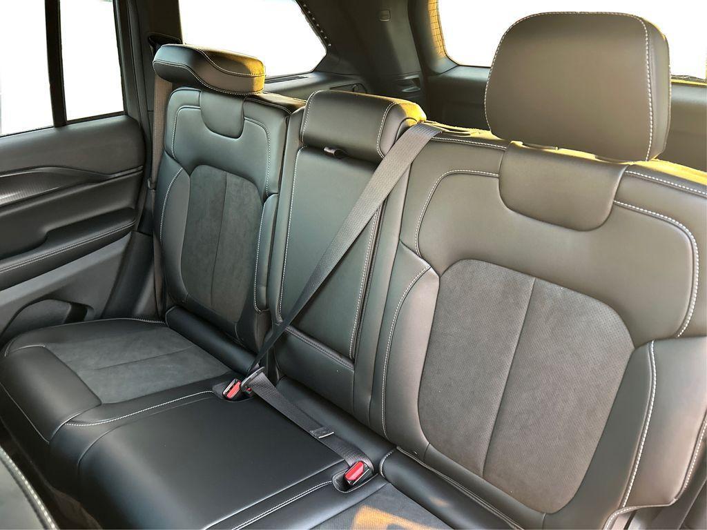 new 2025 Jeep Grand Cherokee car, priced at $43,659