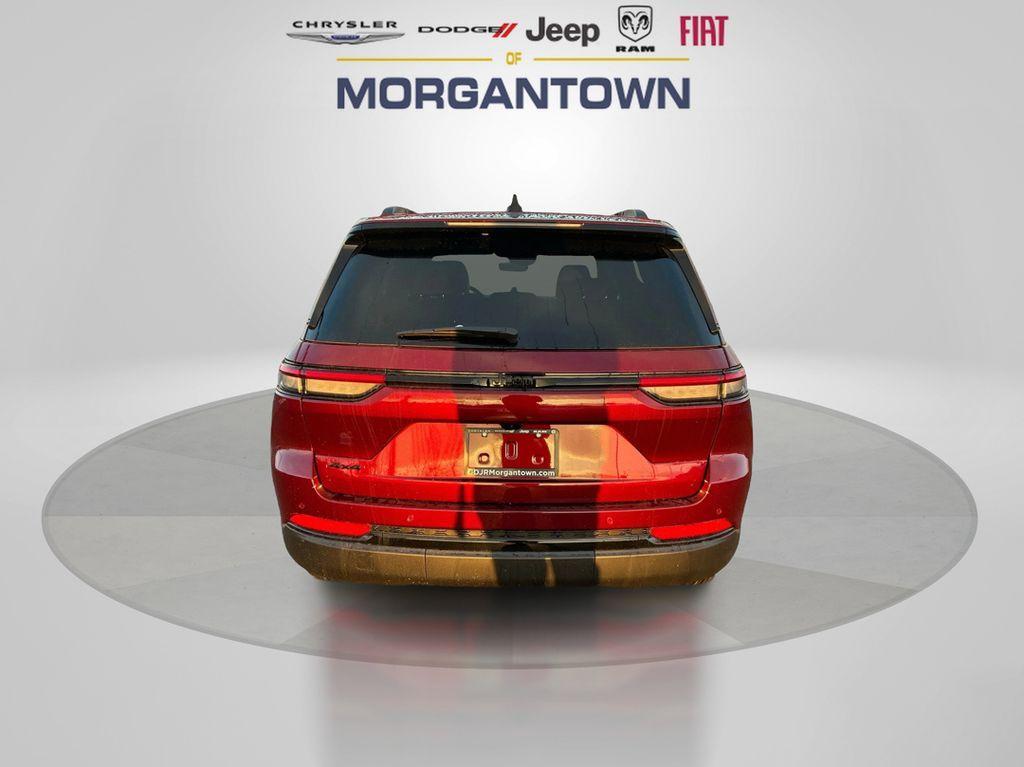 new 2025 Jeep Grand Cherokee car, priced at $43,659