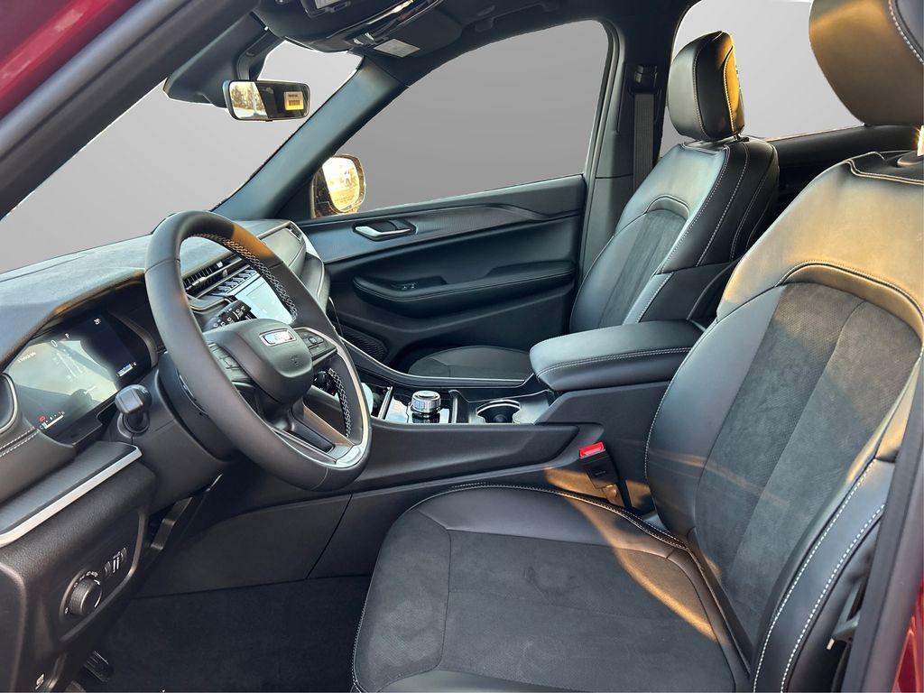 new 2025 Jeep Grand Cherokee car, priced at $43,659