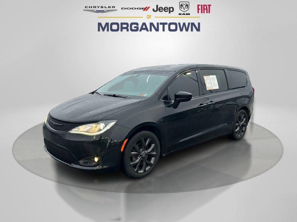 used 2020 Chrysler Pacifica car, priced at $12,400