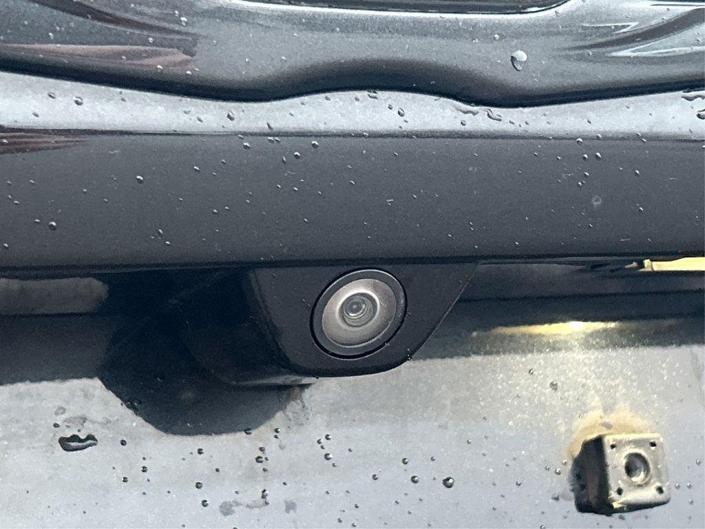 used 2020 Chrysler Pacifica car, priced at $12,400