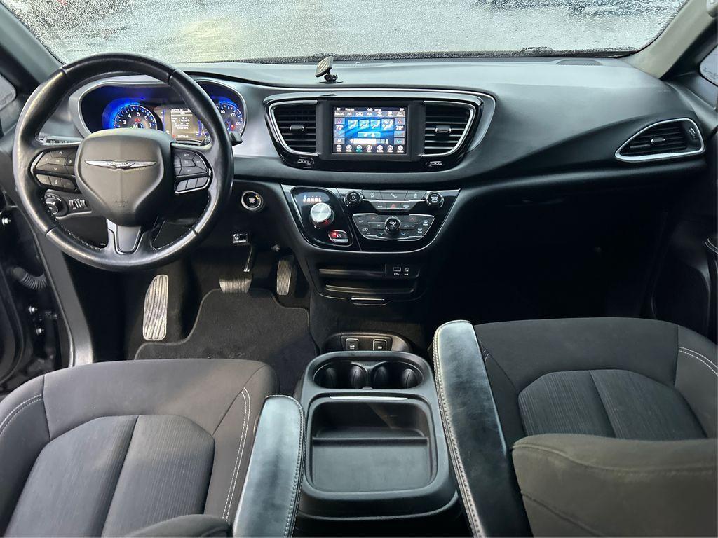 used 2020 Chrysler Pacifica car, priced at $12,400