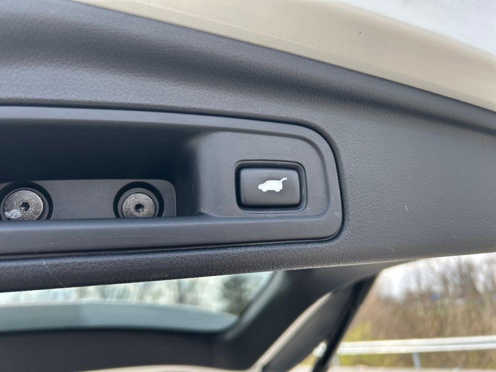 used 2017 Honda Pilot car, priced at $16,999